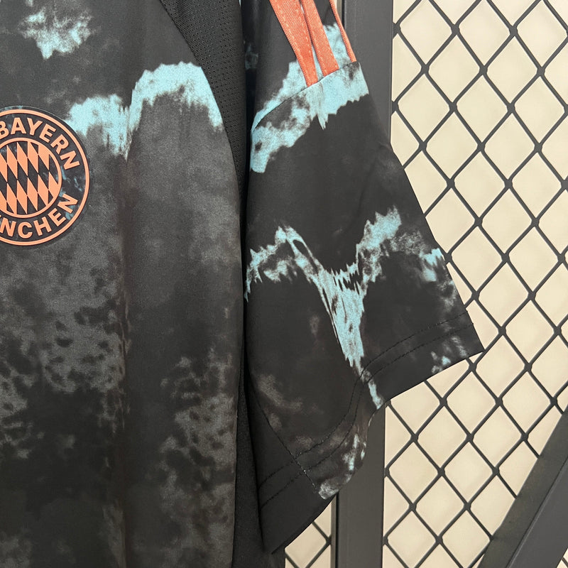 Camisa Bayern de Monique Visitante 24/25